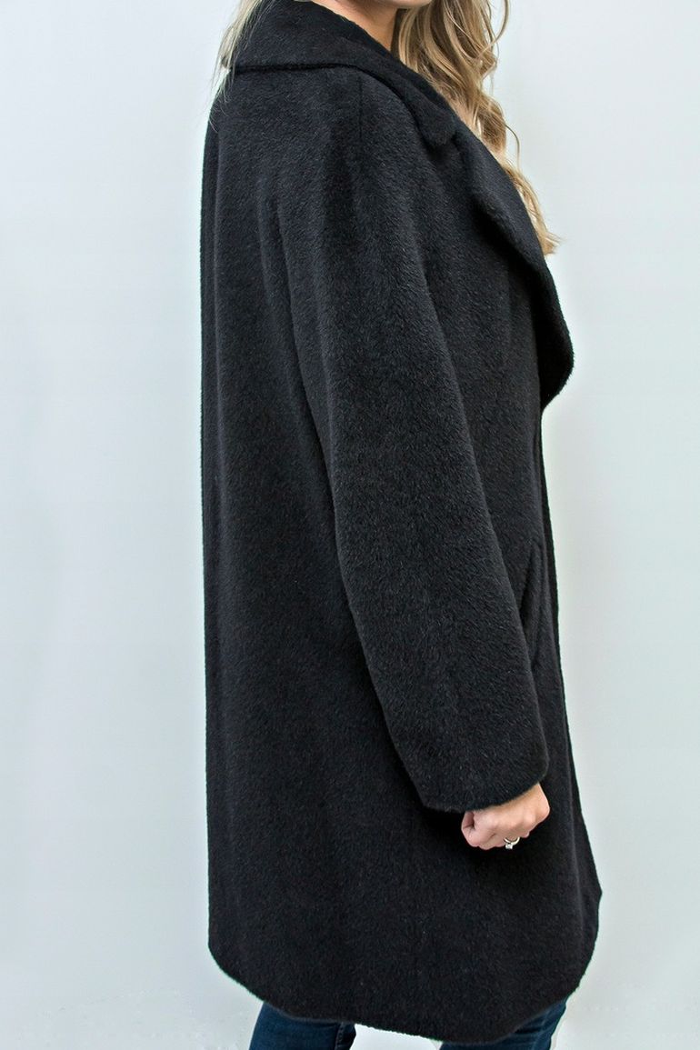 czarny płaszcz z wełny alpaki Vito Vergelis fason oversize