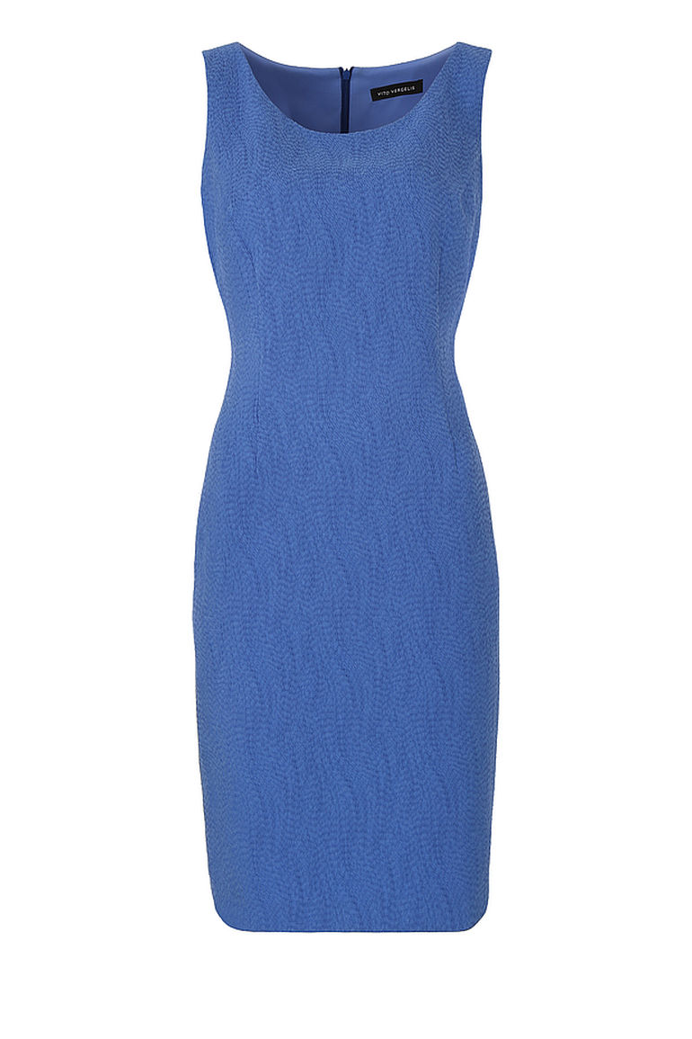 niebieska sukienka ołówkowa bez rękawków marki Vito Vergelis