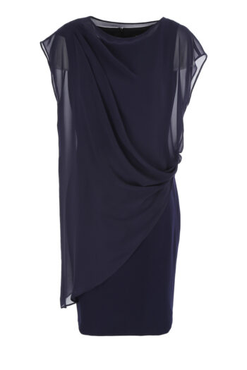Kolekcja wizytowa. Granatowa, elegancka sukienka ołówkowa z szyfonową narzutką polskiej marki Vito Vergelis