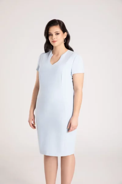 Błękitna sukienka z rękawkiem plus size polska marka Vito Vergelis