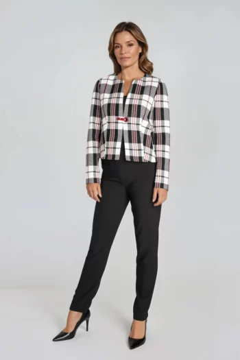 Elegancki, krótki żakiet w kratę polskiej marki Vito Vergelis