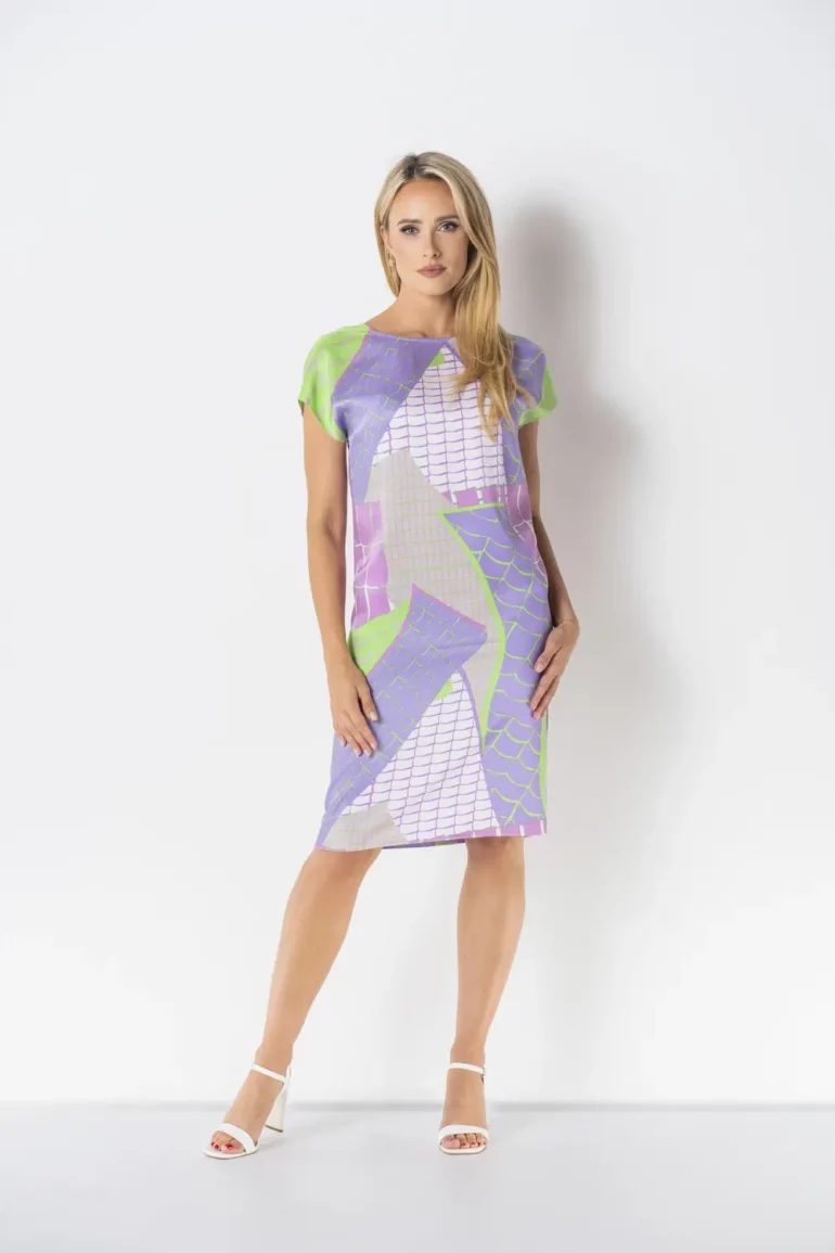 Letnia sukienka z wiskozy kolorowa liliowa polska marka Vito Vergelis
