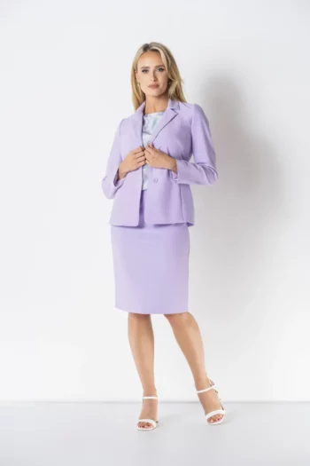liliowy kostium damski żakiet damski liliowy i spódnica ołówkowa lawendowa polska marka Vito Vergelis