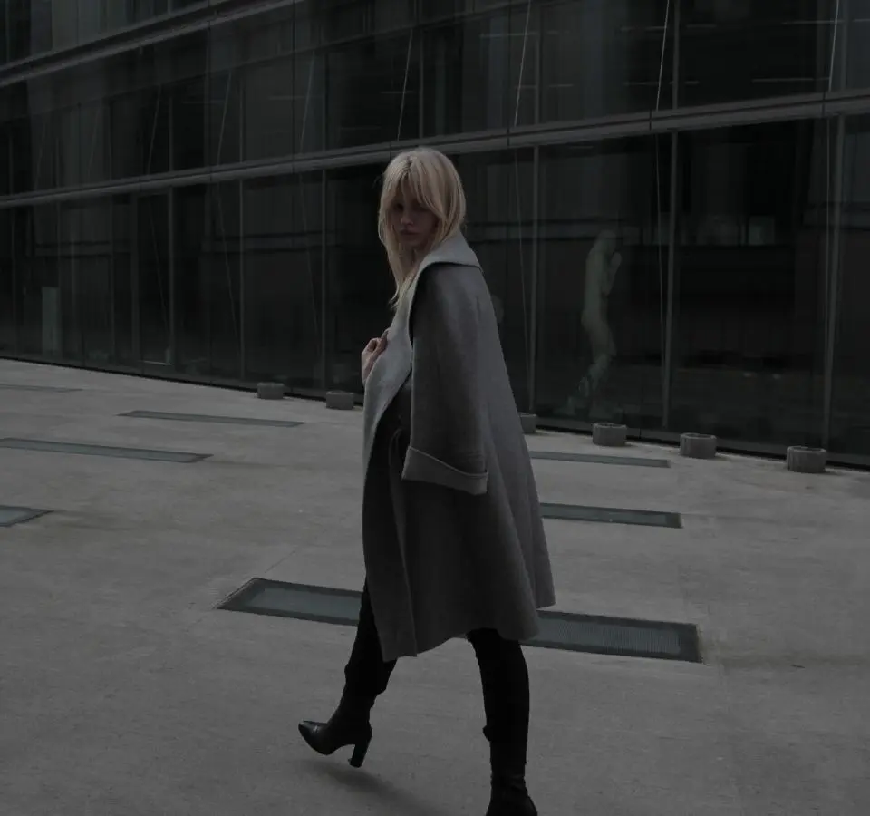 plaszcze-damskie-polskie-welniane-promocja