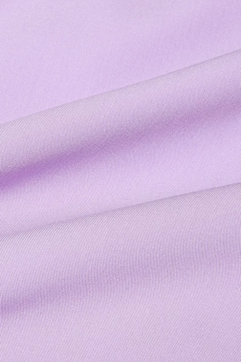 kolor liliowy lawendowy na wiosnę spódnica ołówkowa żakiet spodnie Vito Vergelis