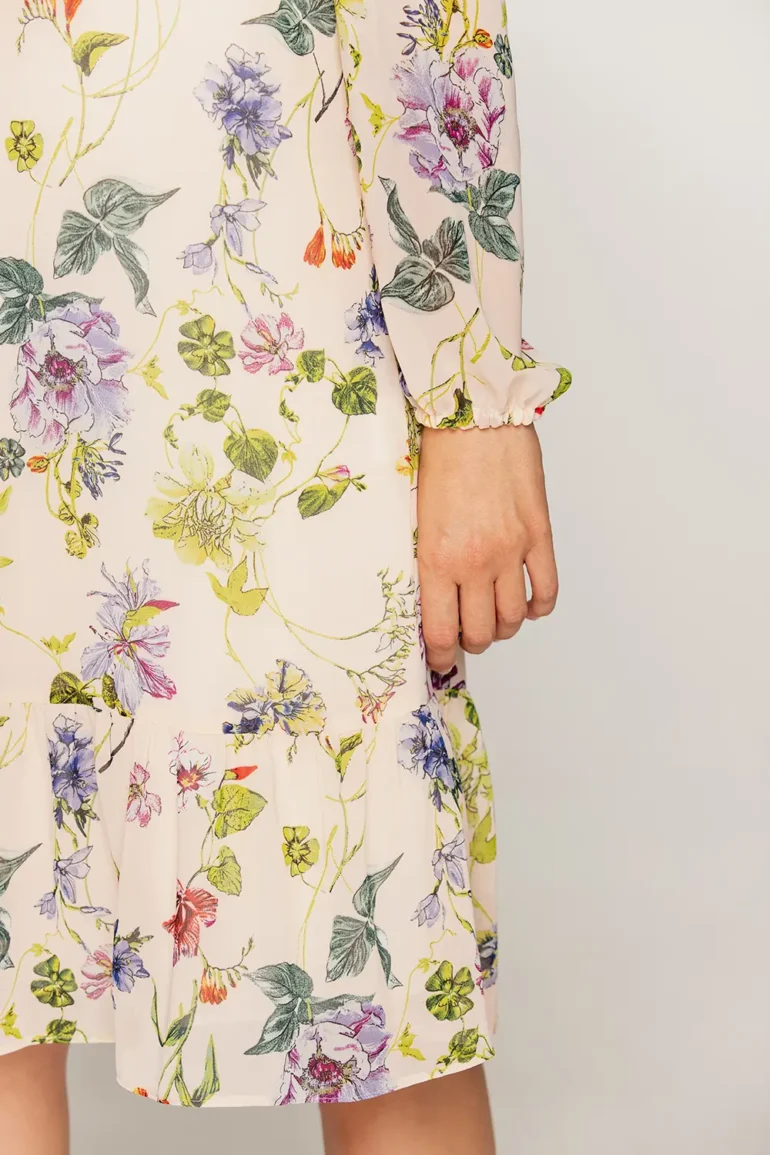 sukienka szyfonowa w kwiaty z długim rękawem polska marka